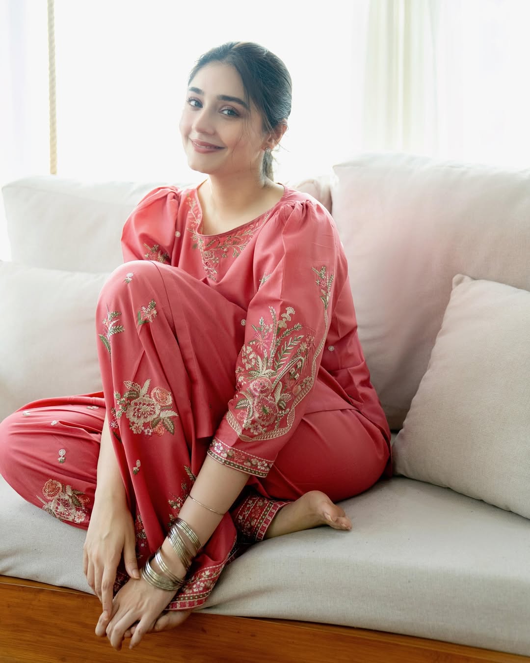 MEHAK EMBROIDERY 2PC (FARSHI)*