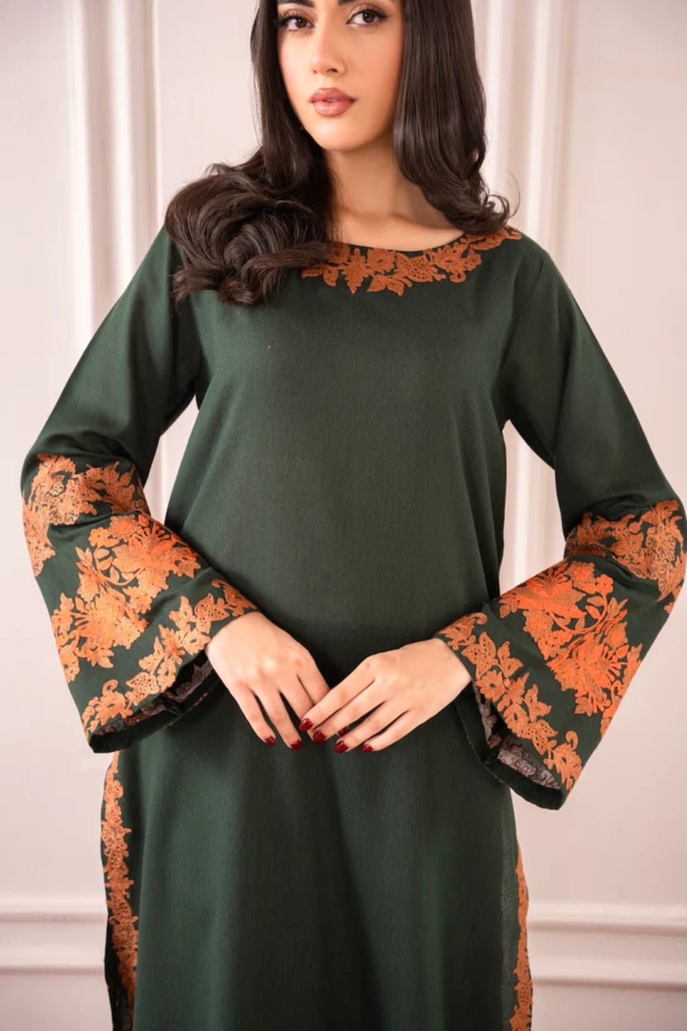 Omal embroidery dress