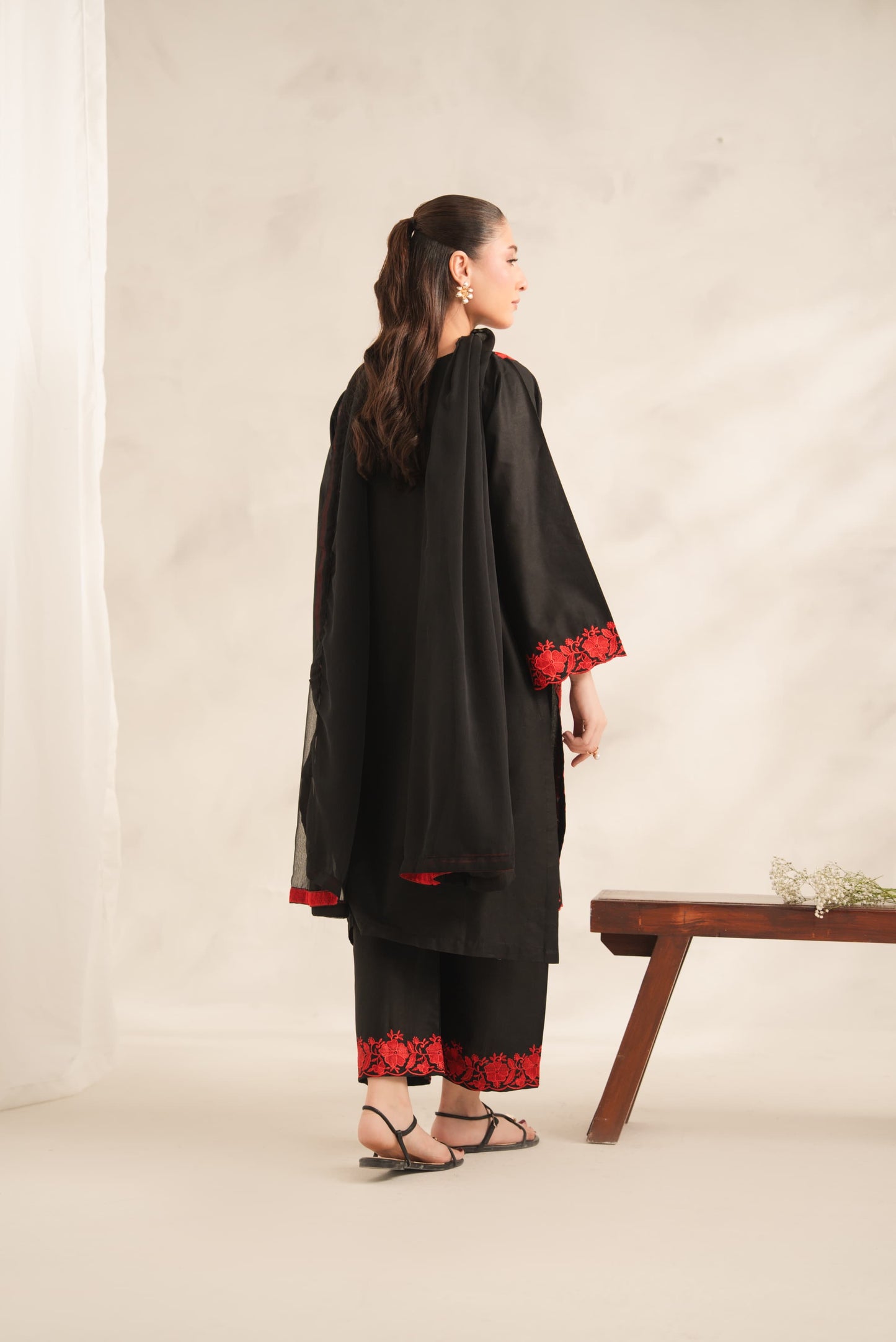 Miraal embroidery 2pc