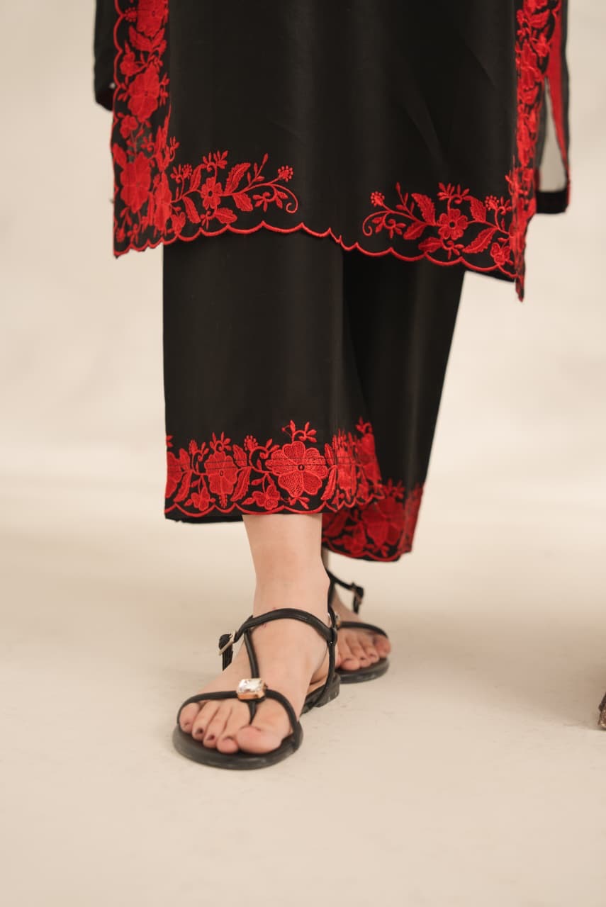 Miraal embroidery 2pc