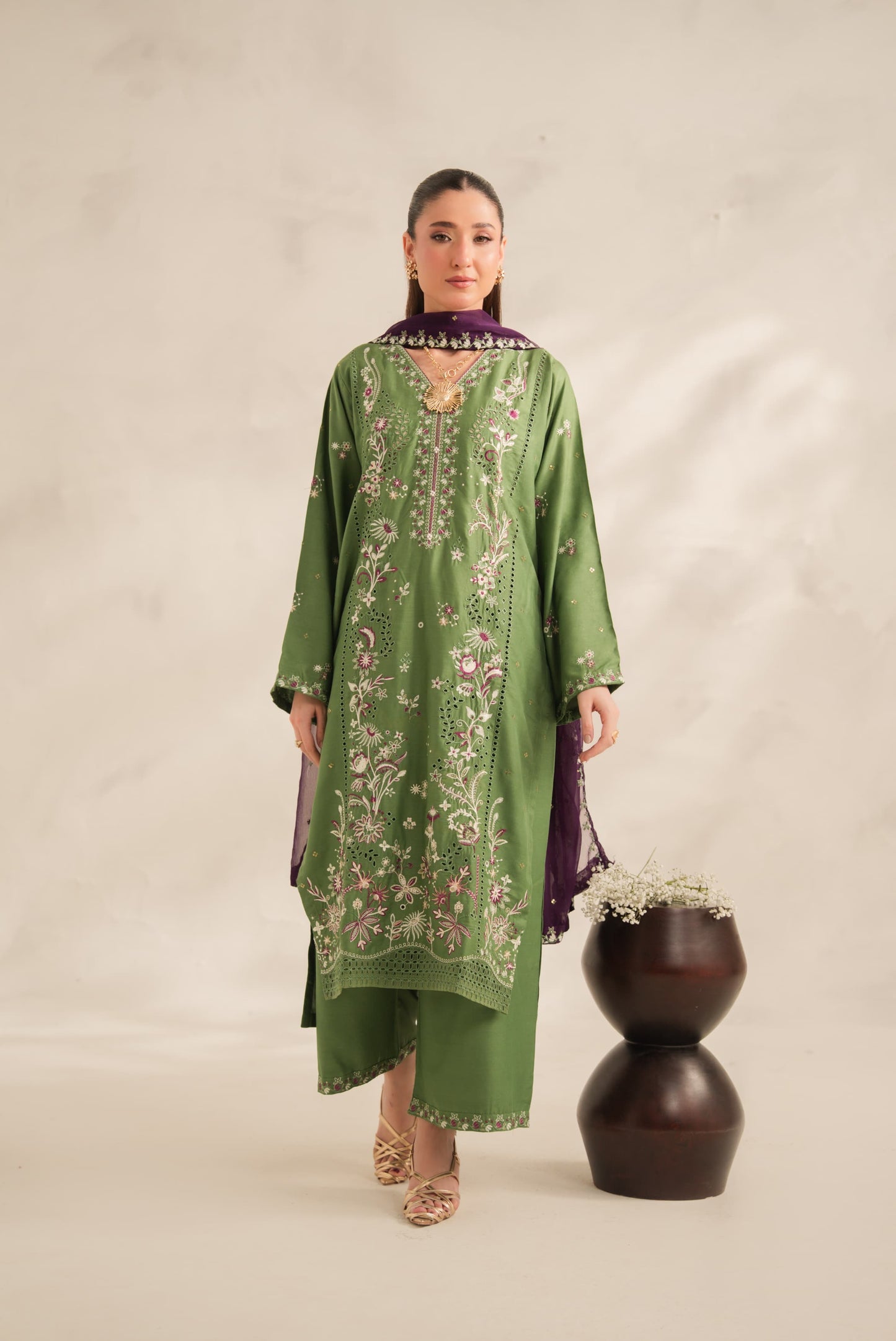 Shehnai embroidered 3pc