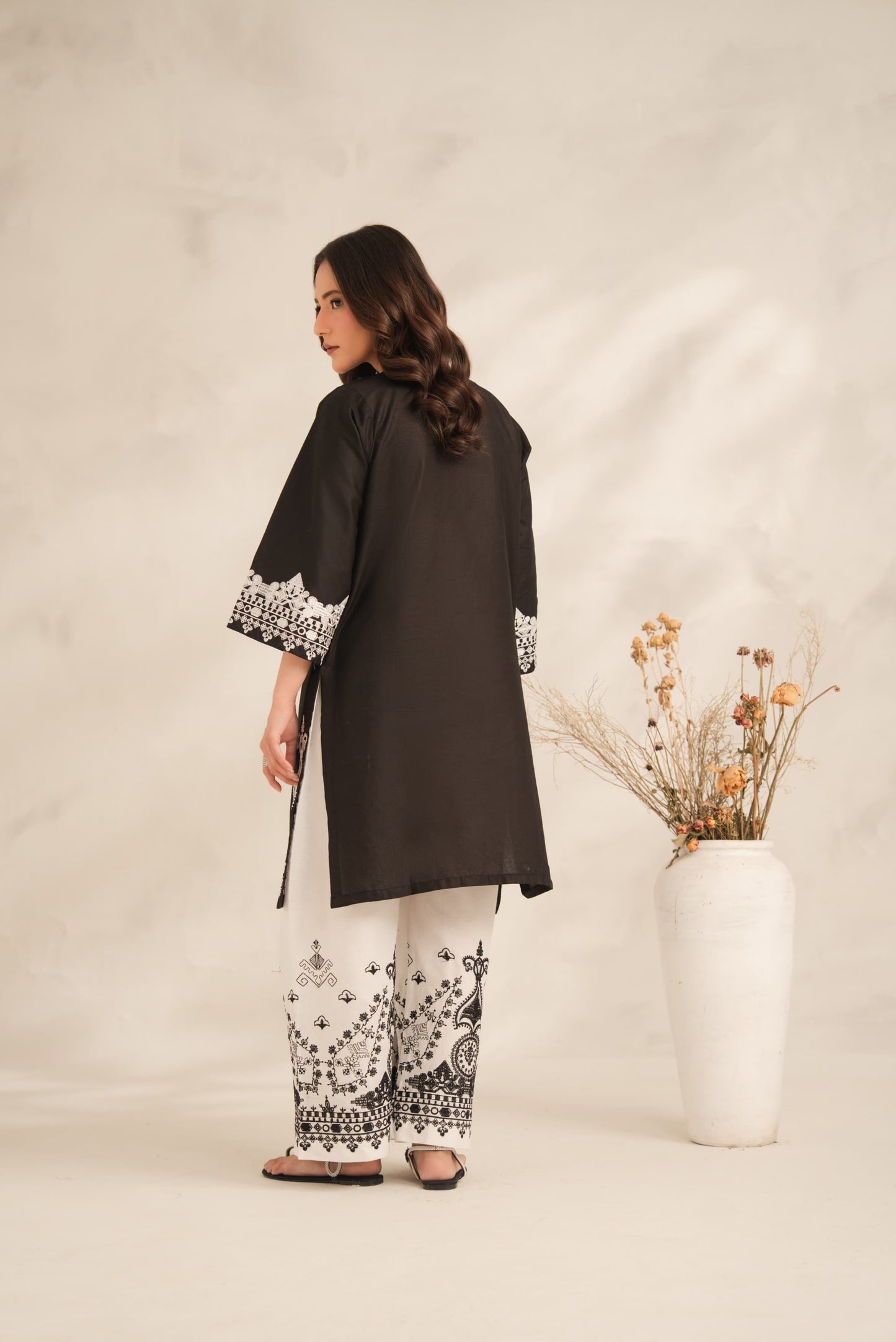 AIZA embroidery 2pc