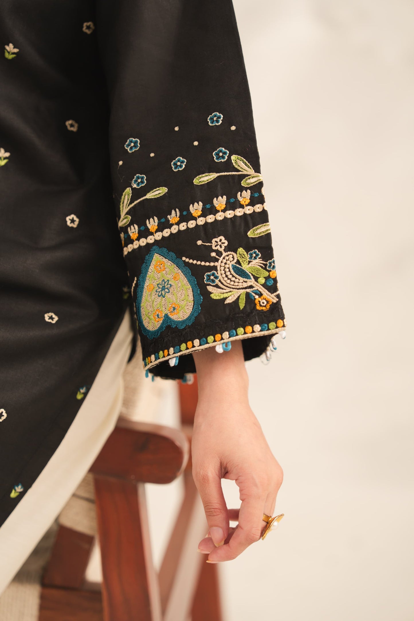 Anchal Embroided 2pc
