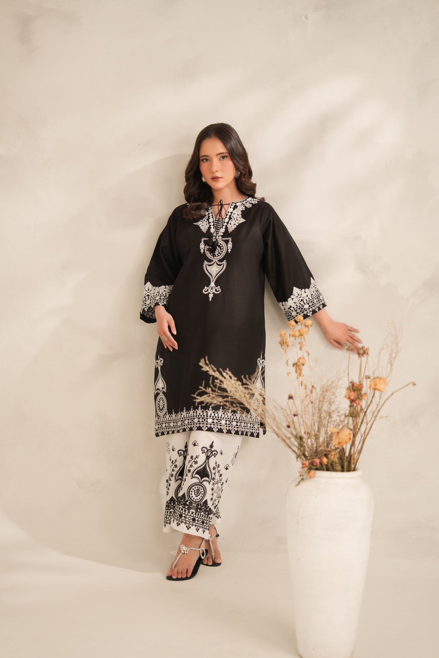 AIZA embroidery 2pc