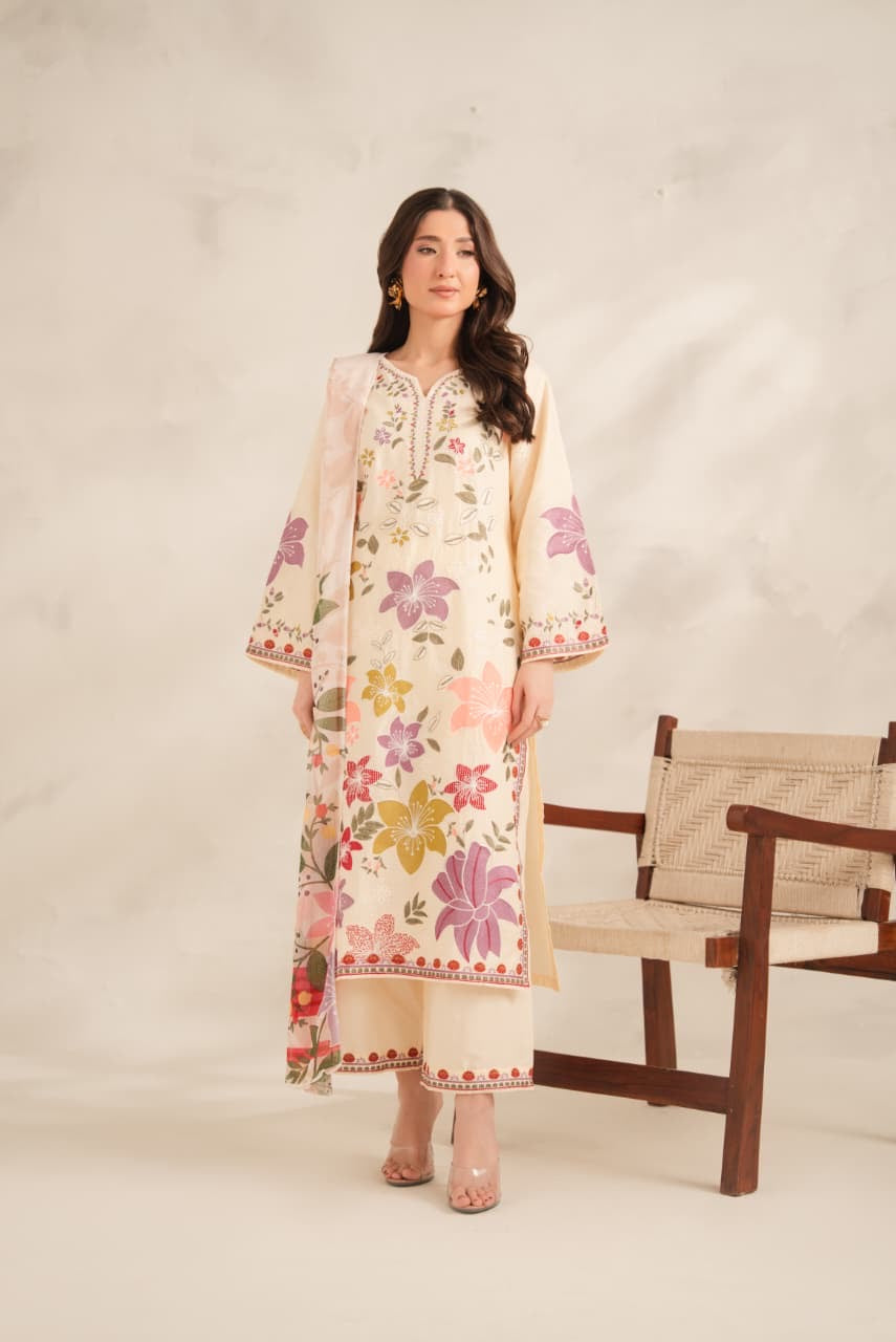 Aroosa Embroided 3pc dress