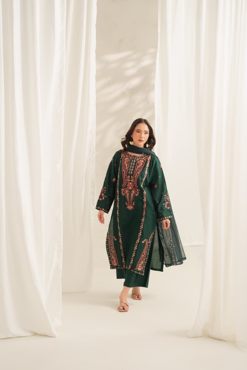 Soha embroidery 3pc dress (Plazo)