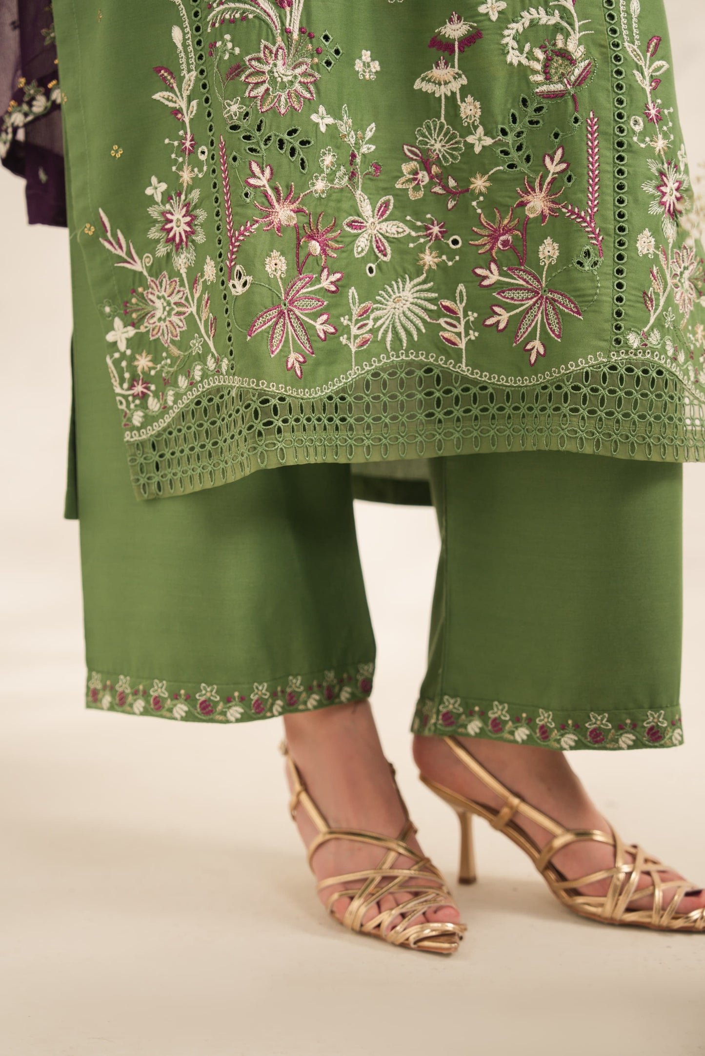 Shehnai embroidered 3pc