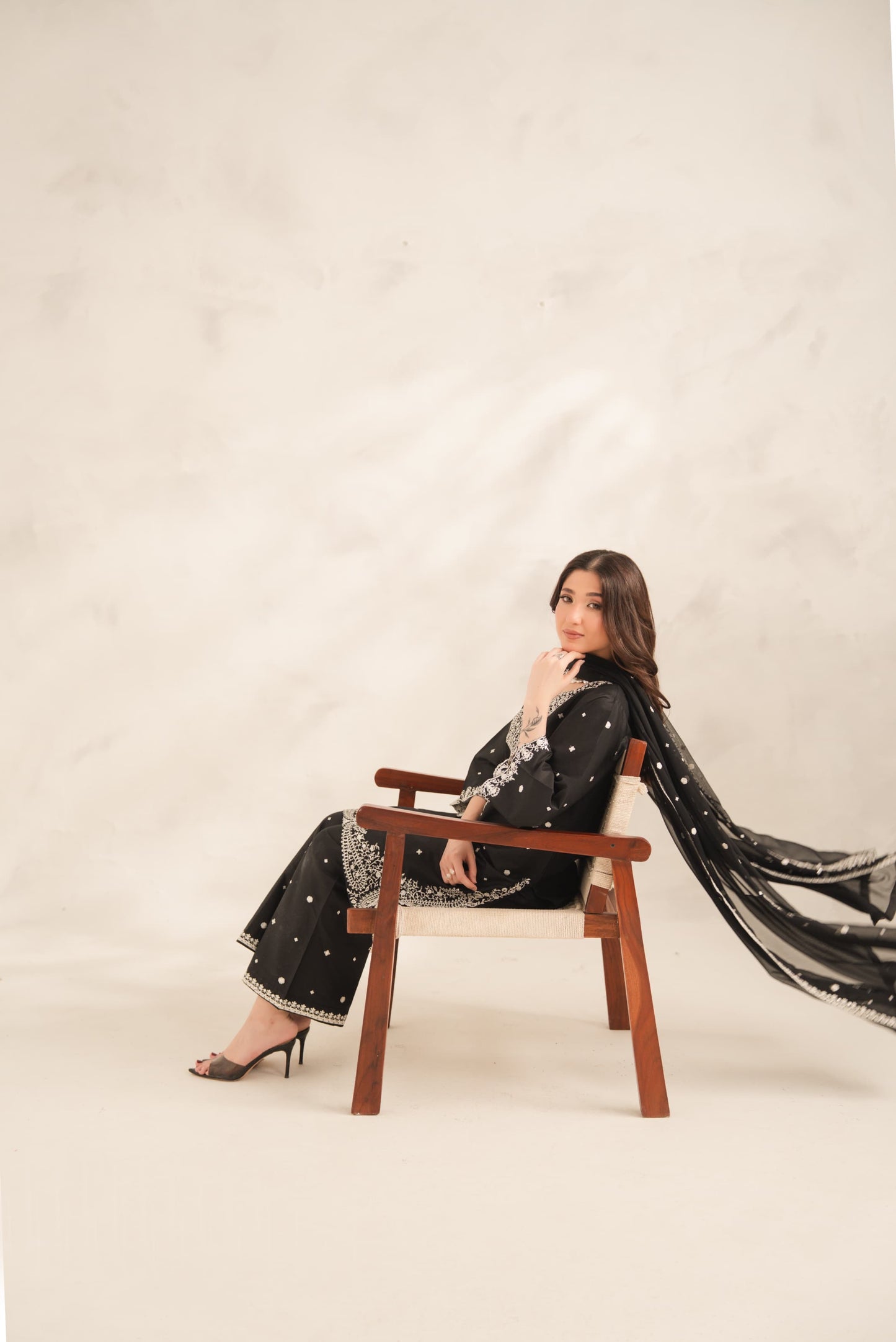 Fariq Embroided 3pc