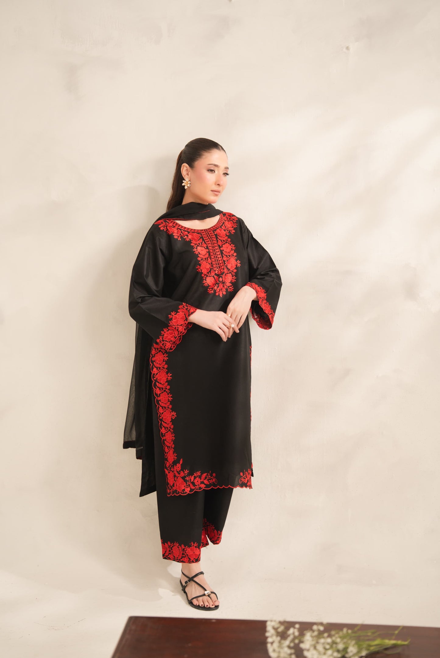 Miraal embroidery 2pc