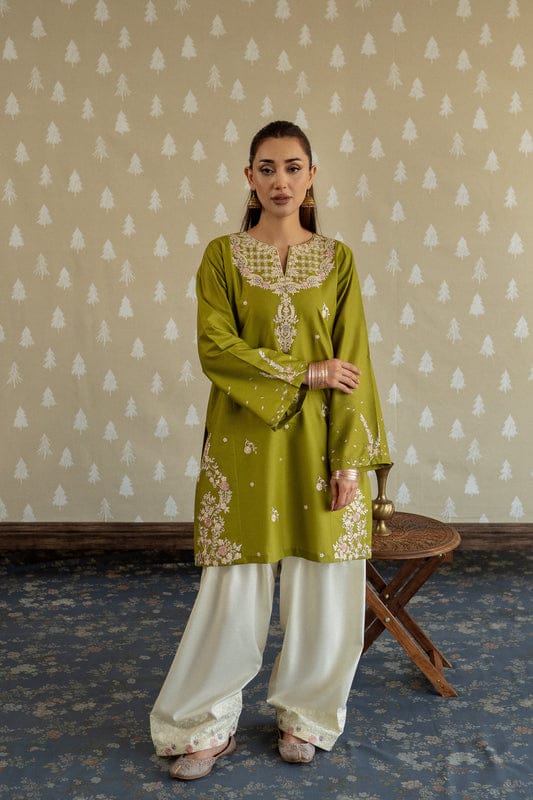 MAHIRA embroidery 2pc dress
