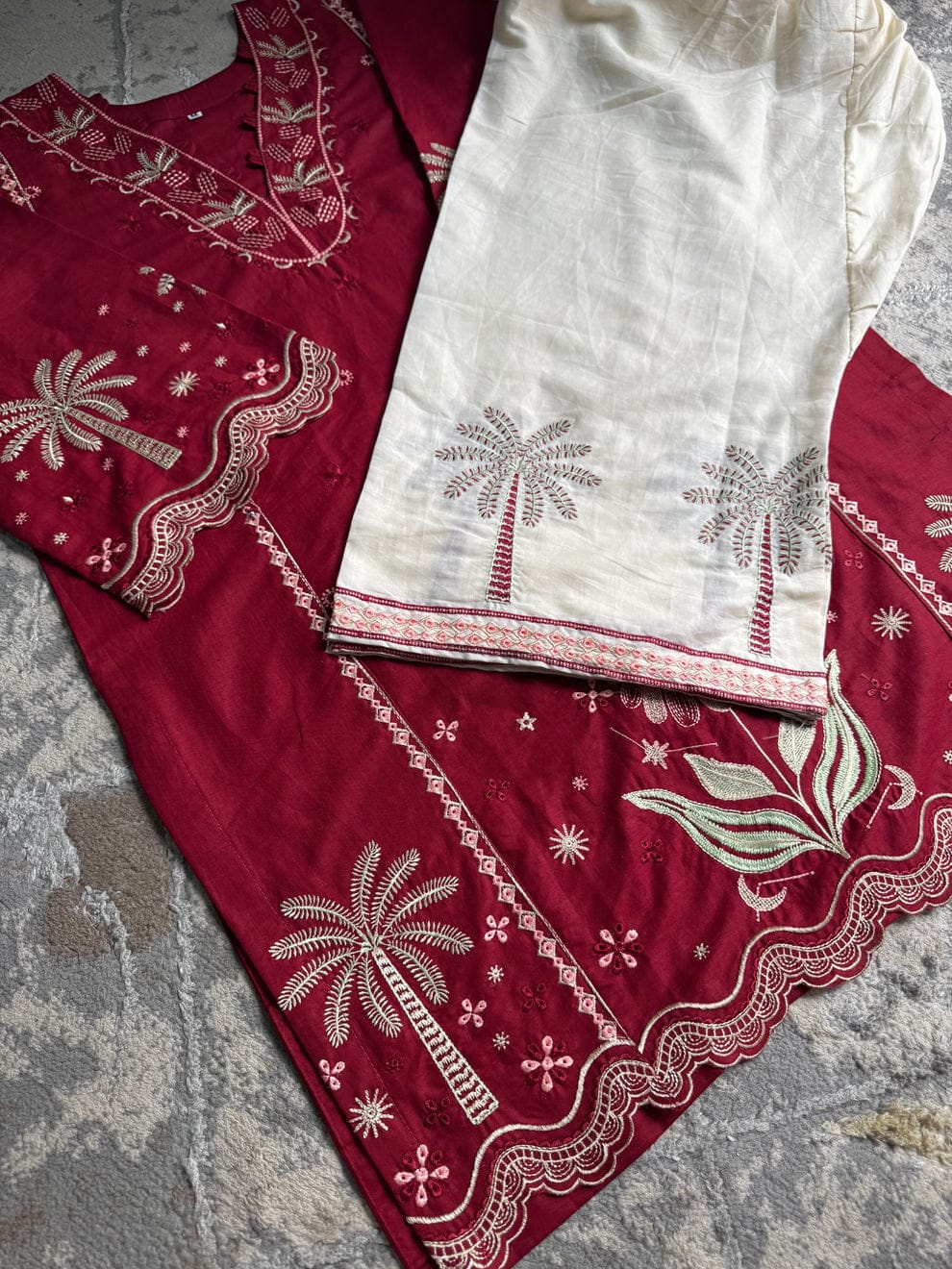 Saba Embroided farshi 2pc