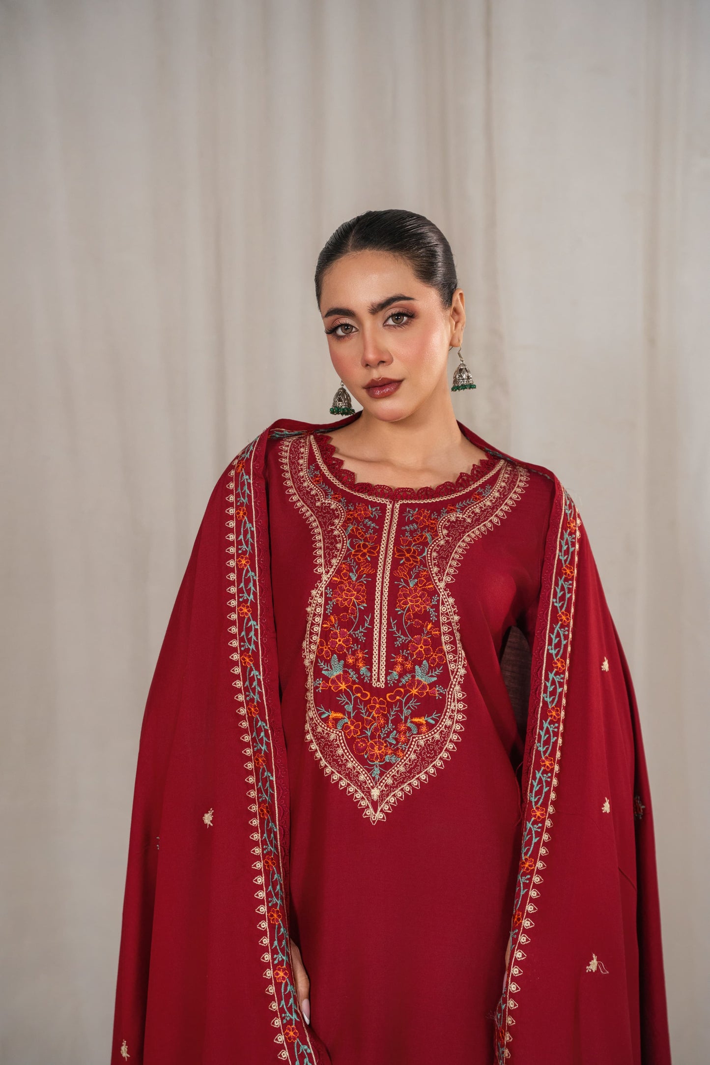 KESAR EMBROIDERED 3PC (FARSHI)
