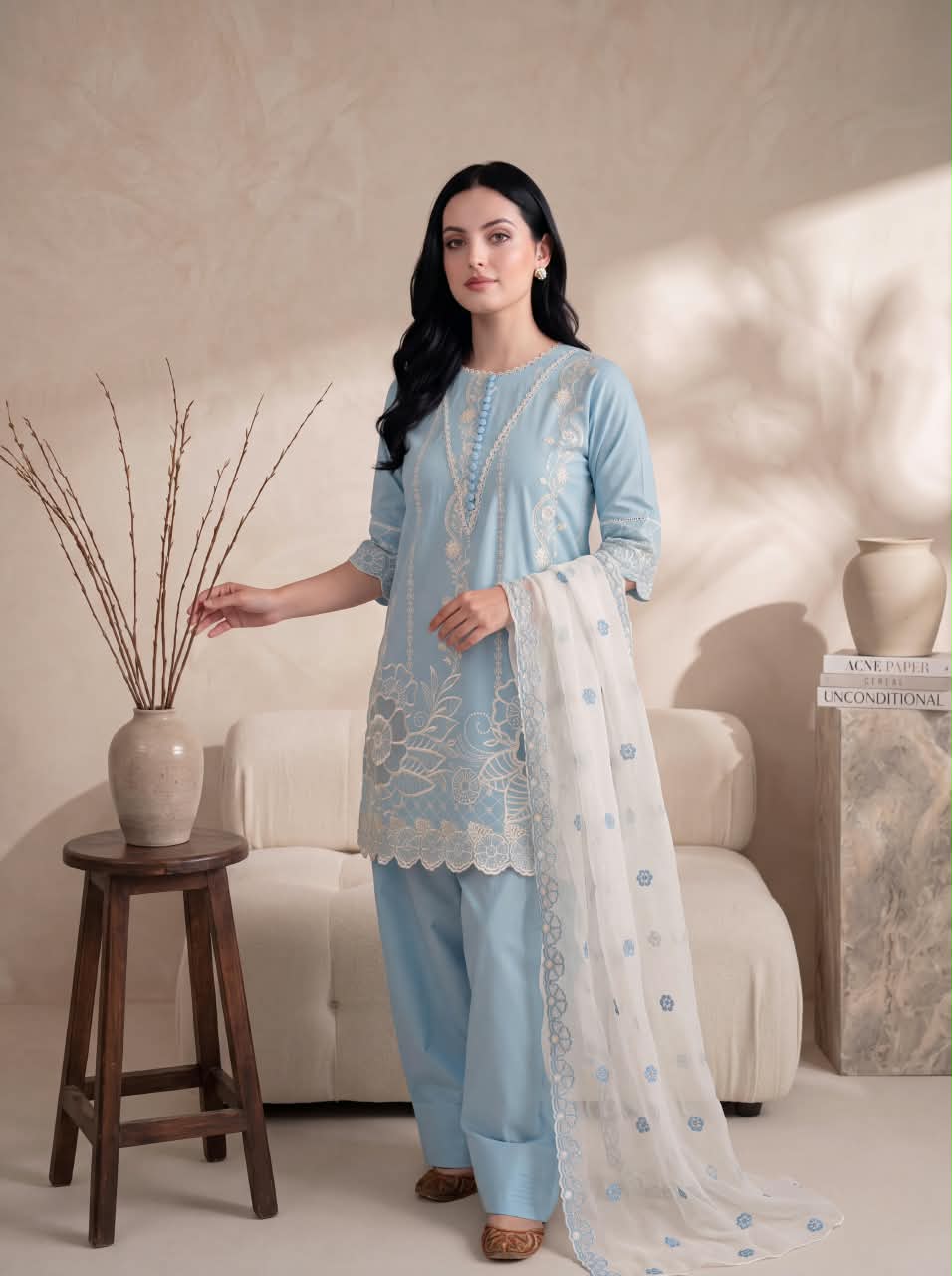 Soraya Embroided 3pc