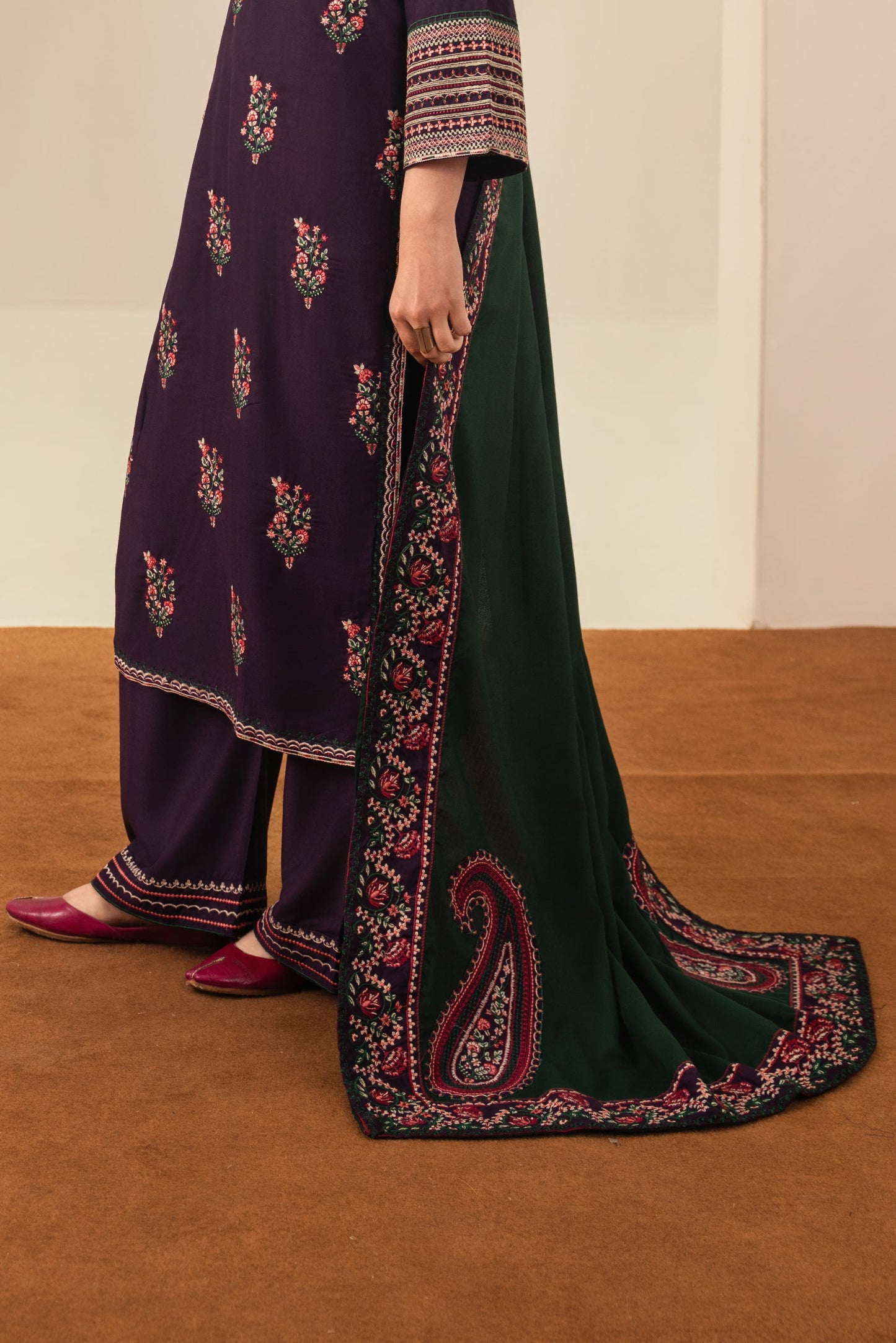 Roohi embroidery dress