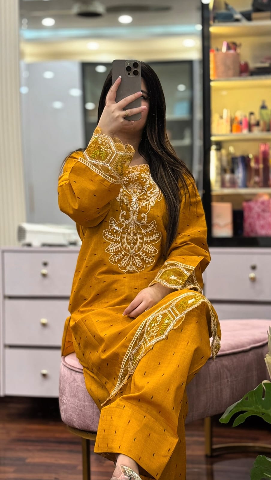 *MUQADDAS EMBROIDERED 2PC (FARSHI)*