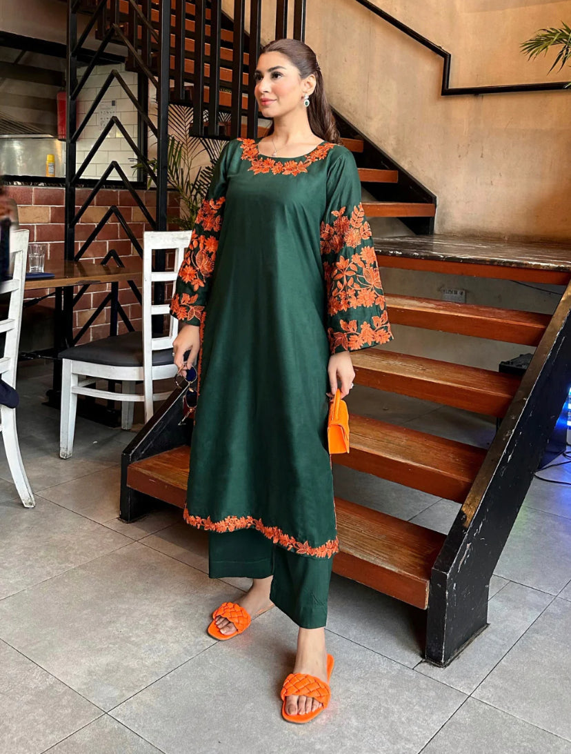 Omal embroidery dress
