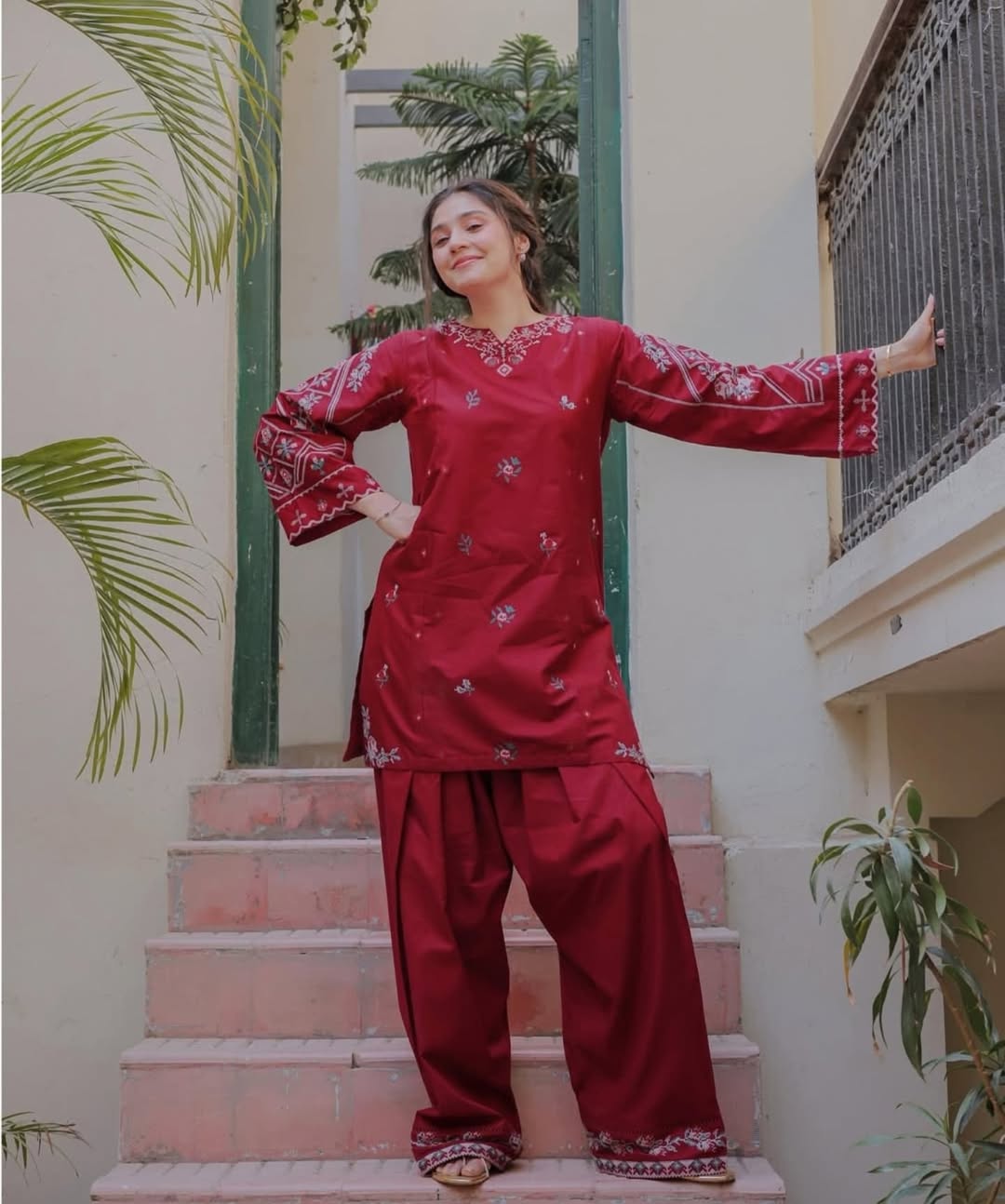 zeenat glow Dress