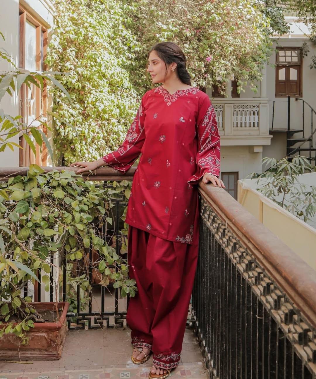 zeenat glow Dress