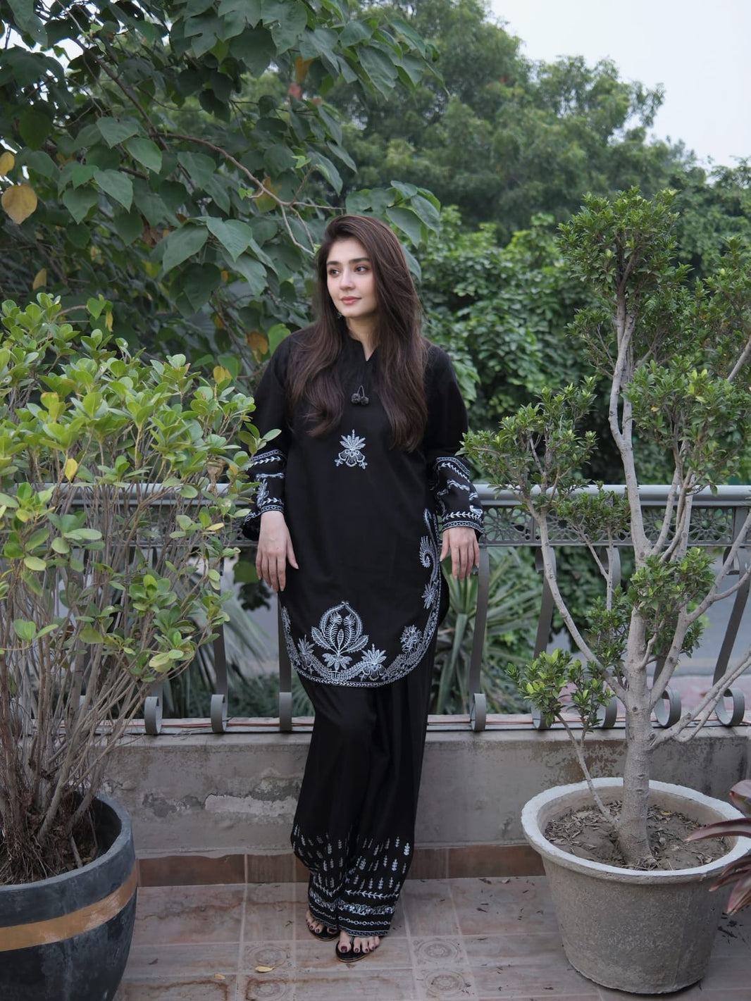 Multani Threads