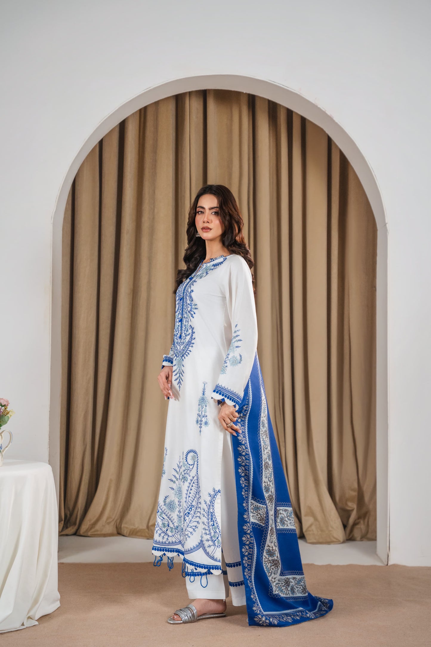 FANA EMBROIDERED 3PC (SHAWL)*