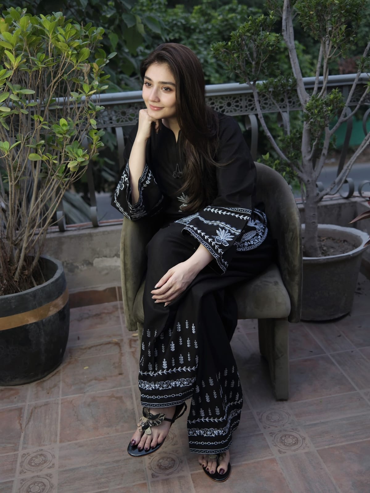 Kunar embroidery 2pc