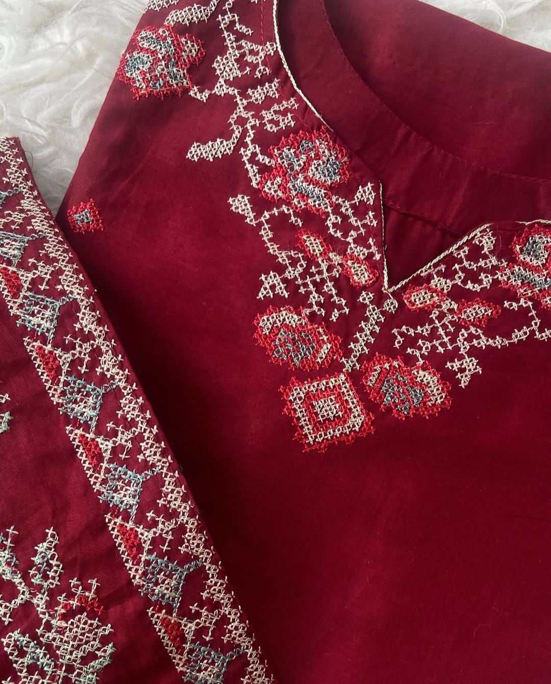 Dua embroided 2pc