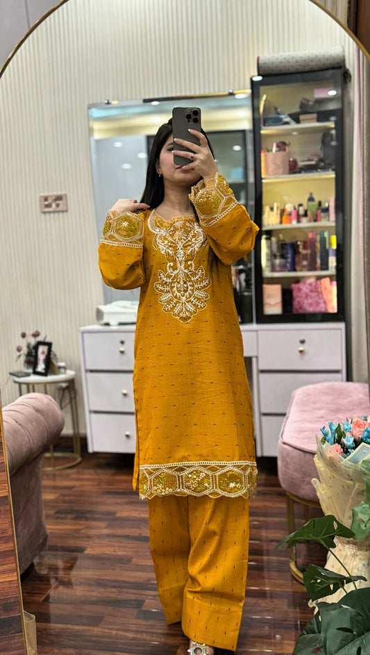 *MUQADDAS EMBROIDERED 2PC (FARSHI)*