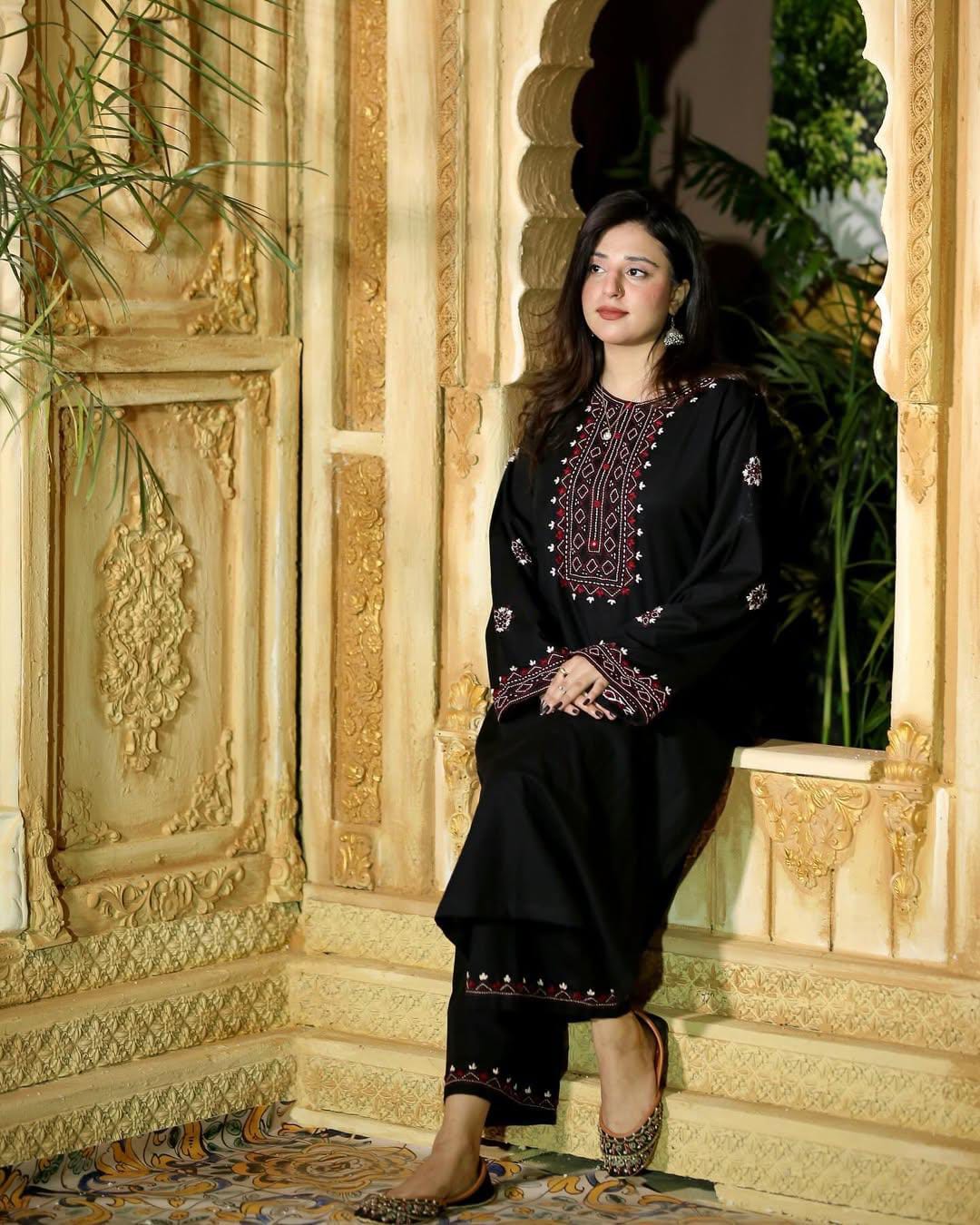 SINDHI EMB long length dress