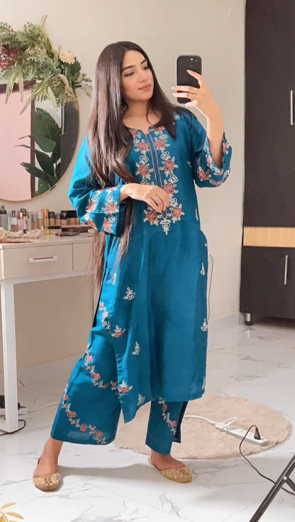 Zoya embroided 2 peice dress