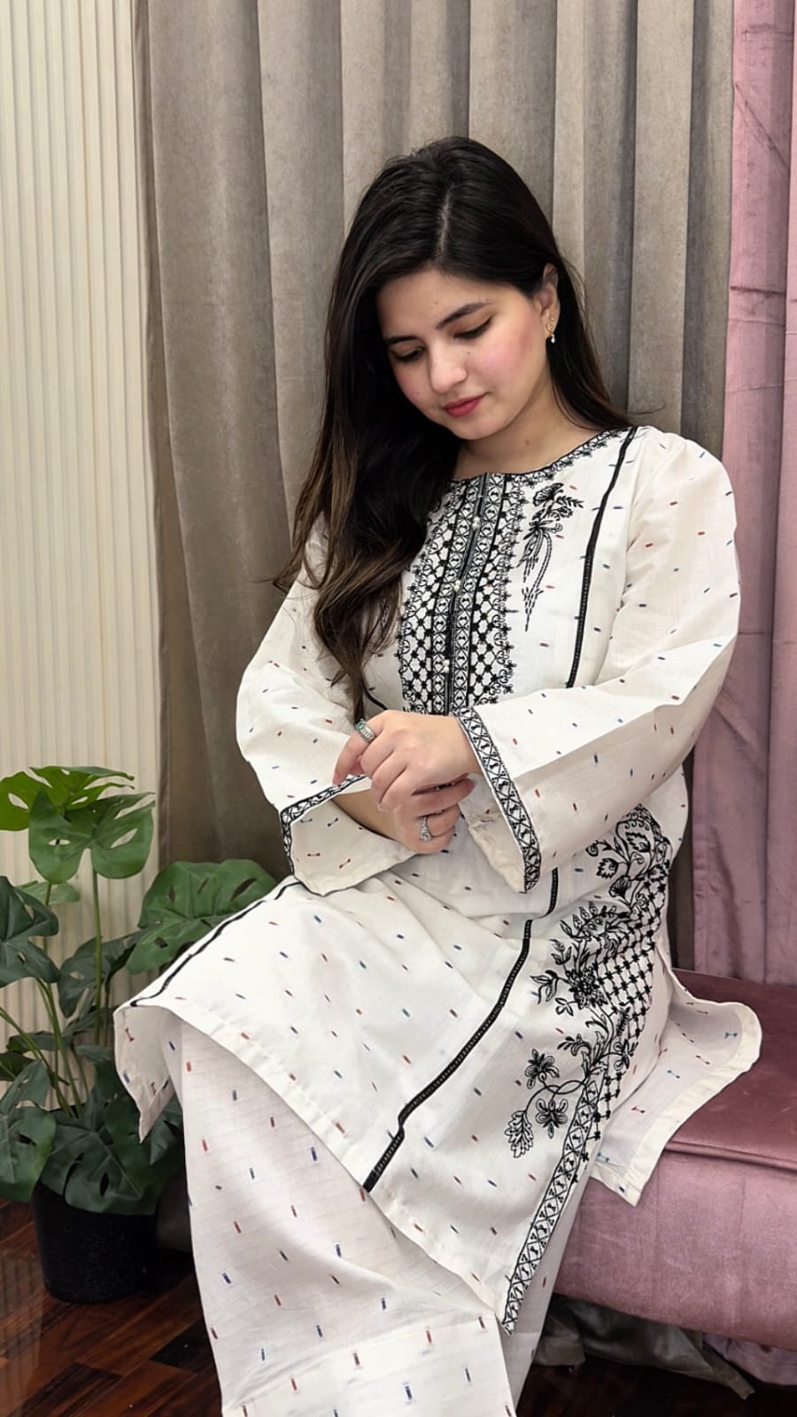 DOVE EMBROIDERED 2PC (FARSHI)*