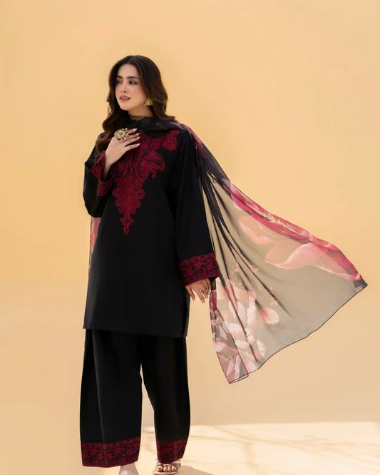 MAHI-NOOR EMBROIDERY 3pc