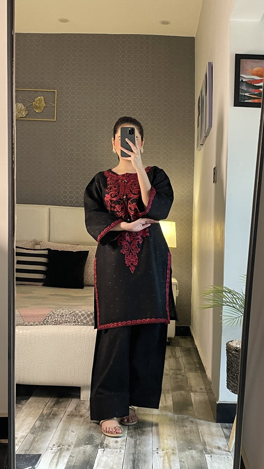 YASMINE EMBROIDERED 2PC (FARSHI)*